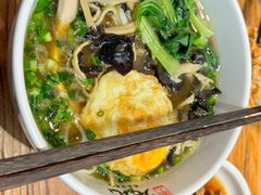 -湘人龙记老长沙米粉(鸟巢店)