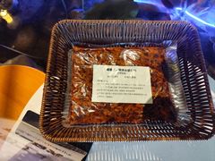 -城墙拐拐火锅(三峡广场黑金冠店)