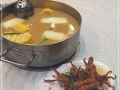 -肥仔文澳门猪骨煲(南京西路店)