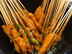 -虾弄弄海派小龙虾·牛羊蝎子火锅