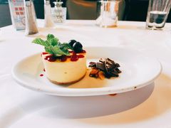 -茹丝葵经典牛排馆(上海外滩店)