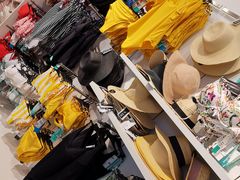 -H&M(天一广场店)
