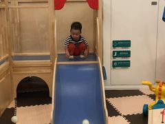 -龙格亲子游泳·水育早教运动中心(绿宝中心)