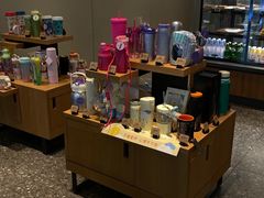 -星巴克臻选(周浦万达店)
