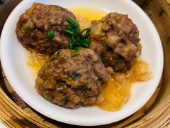 -万龙洲海鲜(大兴绿地缤纷城店)