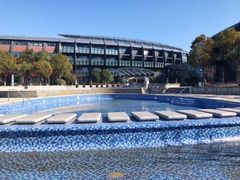 -上海滴水湖皇冠假日酒店