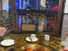 -小天鹅火锅·一线江景洪鼎旗舰店(洪崖洞店)