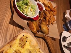 -必胜客(百联又一城店)