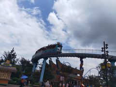 -七彩云南欢乐世界