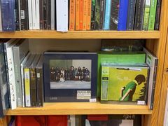 -M.F CDshop唱片店