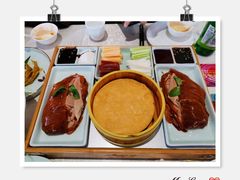 至尊招牌烤鸭-大碗居·烤鸭·鱼头泡饼(天坛东门店)