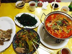 -苏莱特色牛骨滩羊手抓馆(长城东街总店)