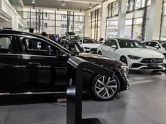 -上海星瀚奔驰4S店(红柳路店)