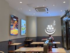 -小杨生煎(金山百联购物中心3楼店)