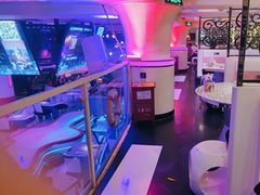 -巴特餐饮6加1音乐餐吧·新疆菜