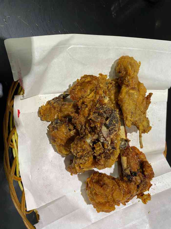 炸出阁同安香骨鸡腿(明发商业广场店)-"在厦门吃过很多家炸鸡腿,非常