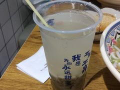 -鑫花溪牛肉米粉(人民广场店)