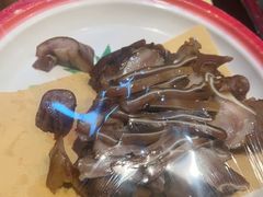 -东口码头·烧鸽子·鱼头泡饼·地方菜(金鹰悦城店)