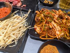 -啊美丽炭火烤肉(滑翔一店)