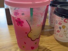 -藏猫猫咖啡主题馆(中央大道店)