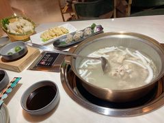 -喃喃椰·糟粕醋·椰子鸡火锅(七堡花园店)