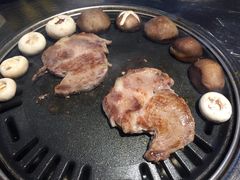 -缸桶屋韩国料理·全程帮烤(泰禾店)