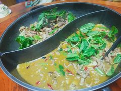 -榕江牛瘪牛肉火锅