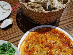 -蚝堡海鲜·威海菜·海肠捞饭·烧烤·亚洲吃蚝公司(幸福门店)