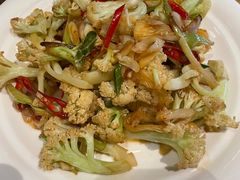 -渝信川菜 · 川味家常菜(财富购物中心店)