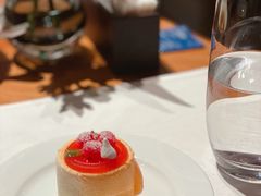 树莓慕斯蛋糕-北京柏悦酒店·锦庭餐厅Dining Room