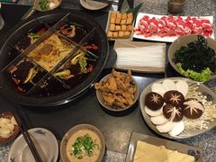 -疯狂的筷子老灶九宫格火锅