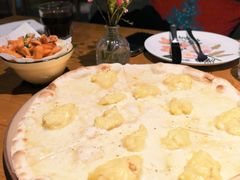 -JINNS锦时 steak&pizza(浸信会礼拜堂旧址店)
