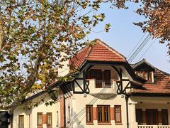 -衡山路(地铁站)