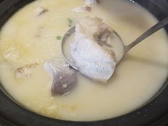 大砂锅炖鱼头-丹江渔村(望京店)