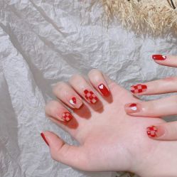 -NEW LOOK-绿麓 · 美甲美睫脱毛工作室