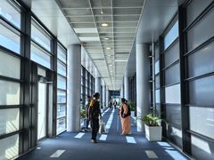 -西沃古尔·拉姆古兰爵士国际机场
