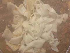 主食裤带面-舜玉老孙家鲜炒大盘鸡(土屋路店)