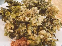 炸花椒芽-姥家大锅台水库渔家