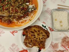 -堂瓦里·33年传统赣菜(第一街区店)