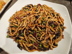 鱼香肉丝-小胖私厨状元宴·东北私房菜馆