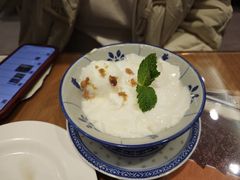 -彩虹站·香港烧腊茶餐厅