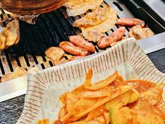 -臻牛烤肉