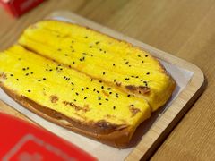-三顾烤庐·烤鱼·烧烤·龙虾(奉贤店)