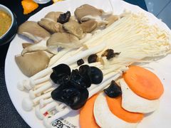 -红菇坊鲜汤火锅(淮河街店)