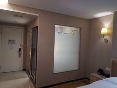 -创兴达酒店(深圳兴东地铁站店)