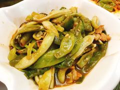压锅肉片豆角-张记美食城