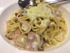 -J Daeng Seafood