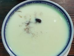-周大娘牛乳(旧寨古村总店)