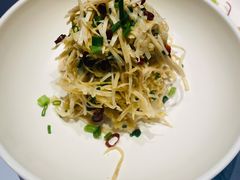 香葱拌笋衣-小大董·烤鸭(观景餐厅·南京西路店)