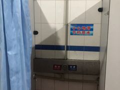 -奥冠体育恒温游泳池(市少年宫店)